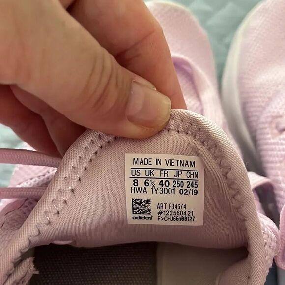 Adidas Lilac slip on memory foam shoes. Size 8 - Picture 3 of 5